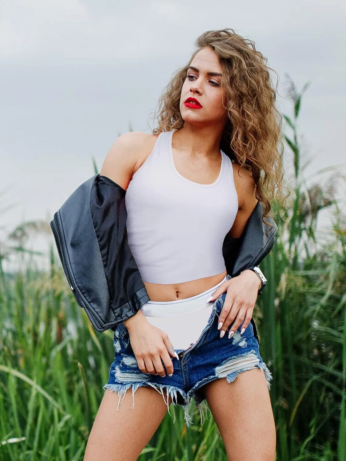 Boao 4 Pieces Basic Crop Tank Tops Sleeveless Racerback Crop Top for Women
