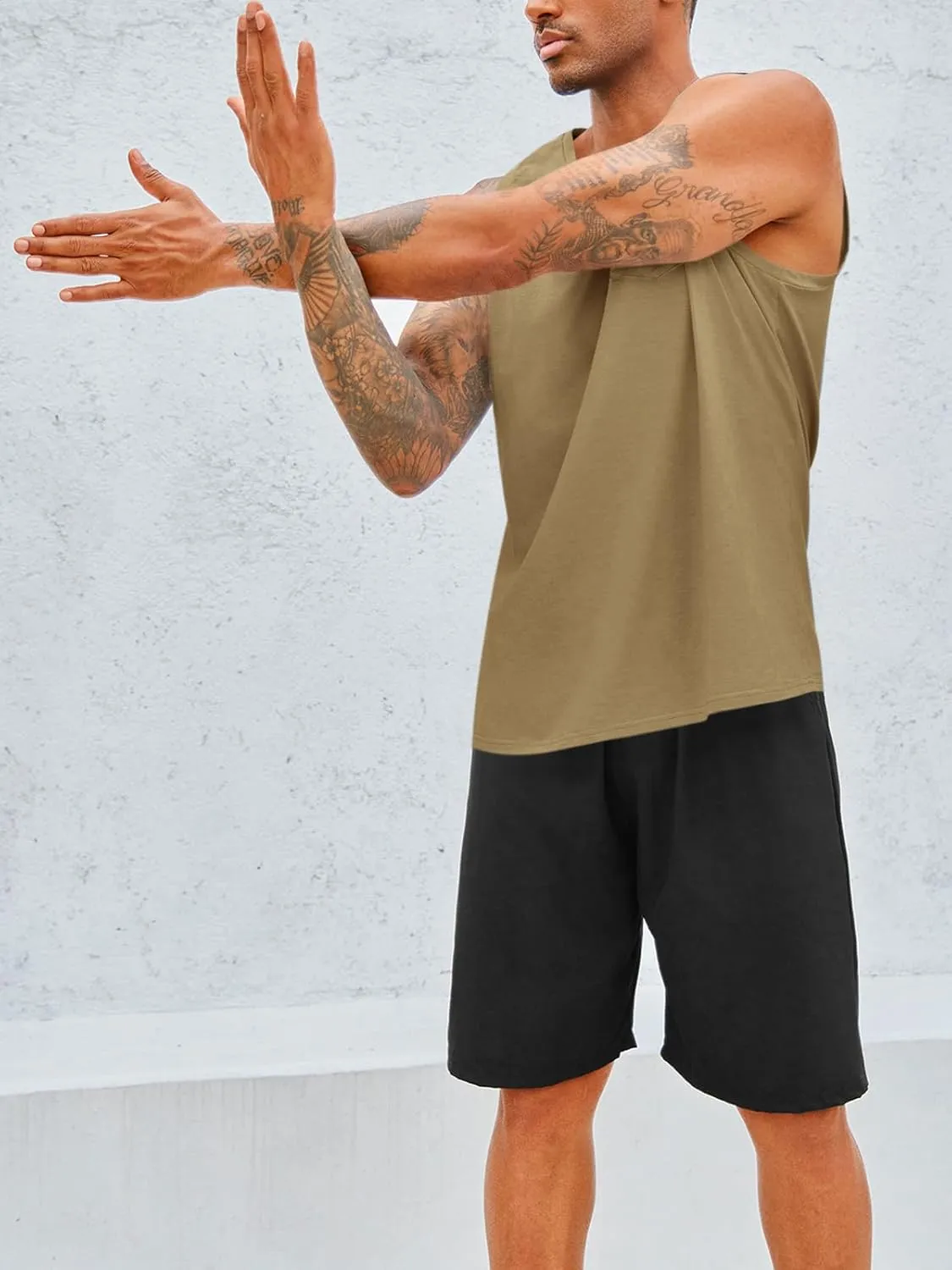Runcati Men's Sleeveless Tank Tops Crewneck Workout Gym Cotton Muscle Pocket T Shirt