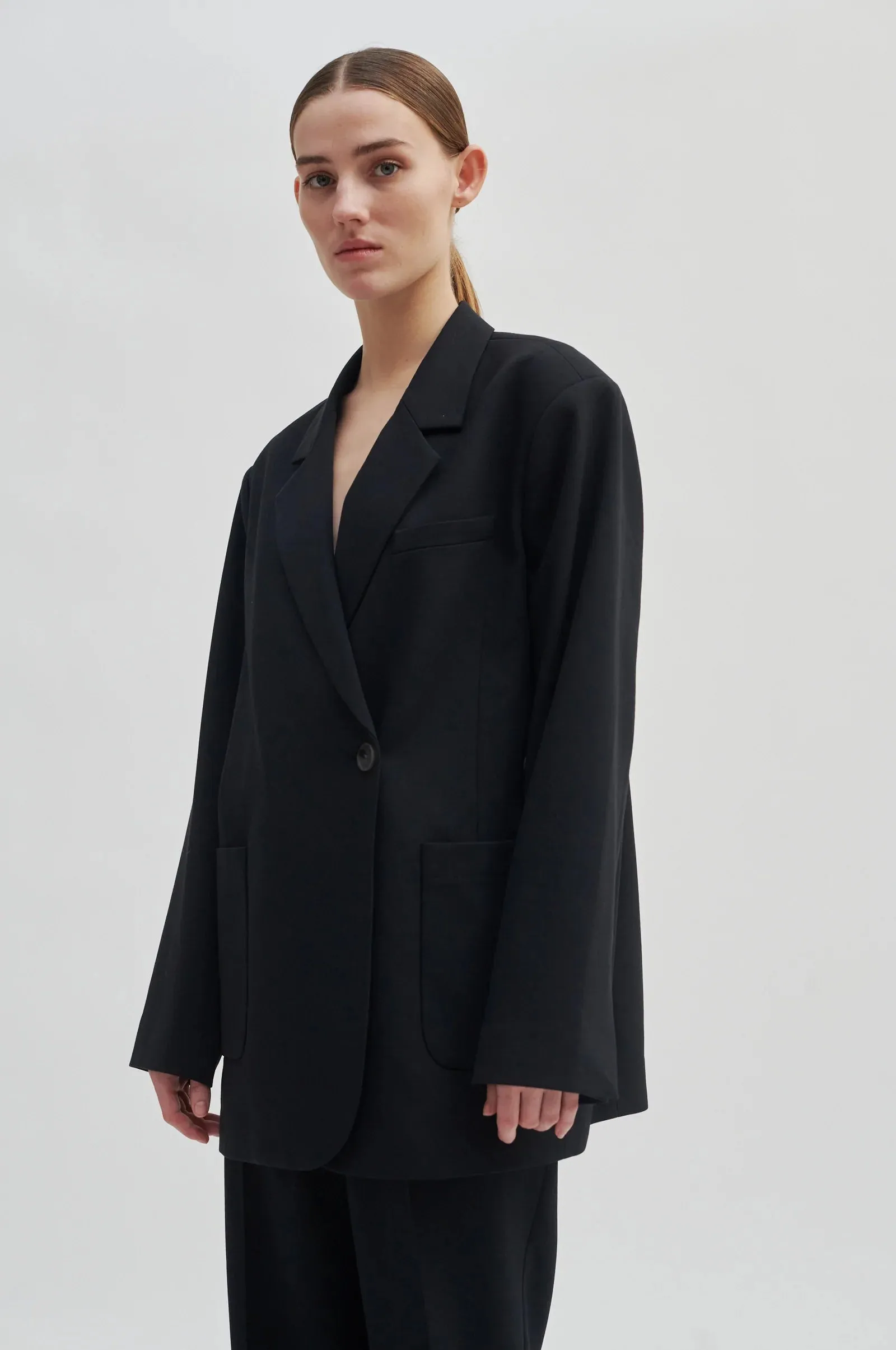 Second Female Evien Blazer in Black