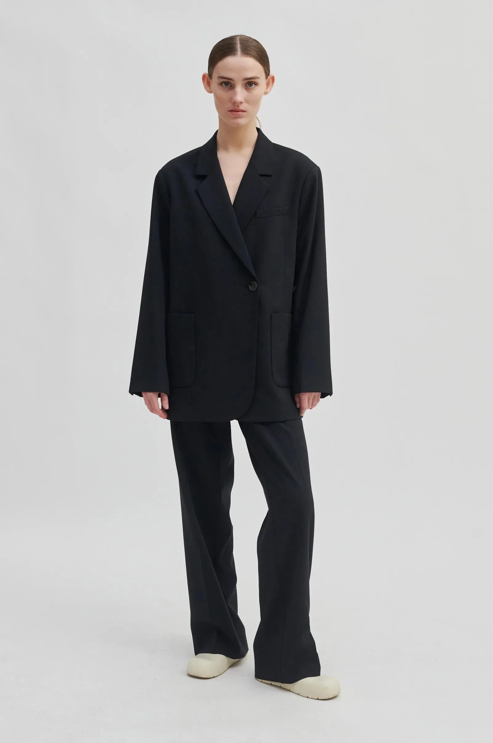Second Female Evien Blazer in Black